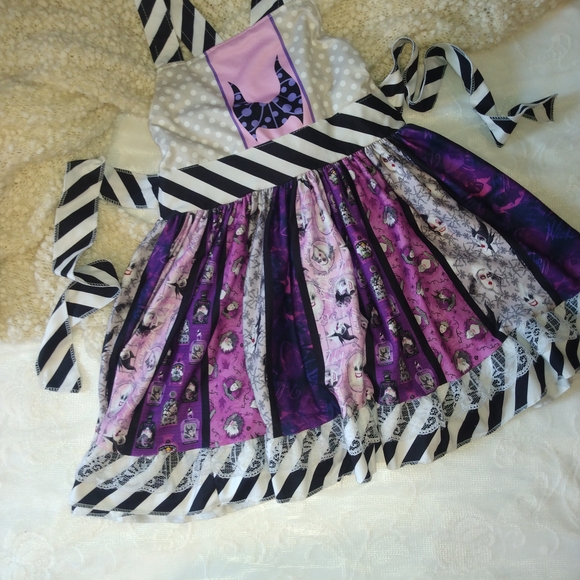 Maleficent Twirl Cute Dress - Picture 6 of 6